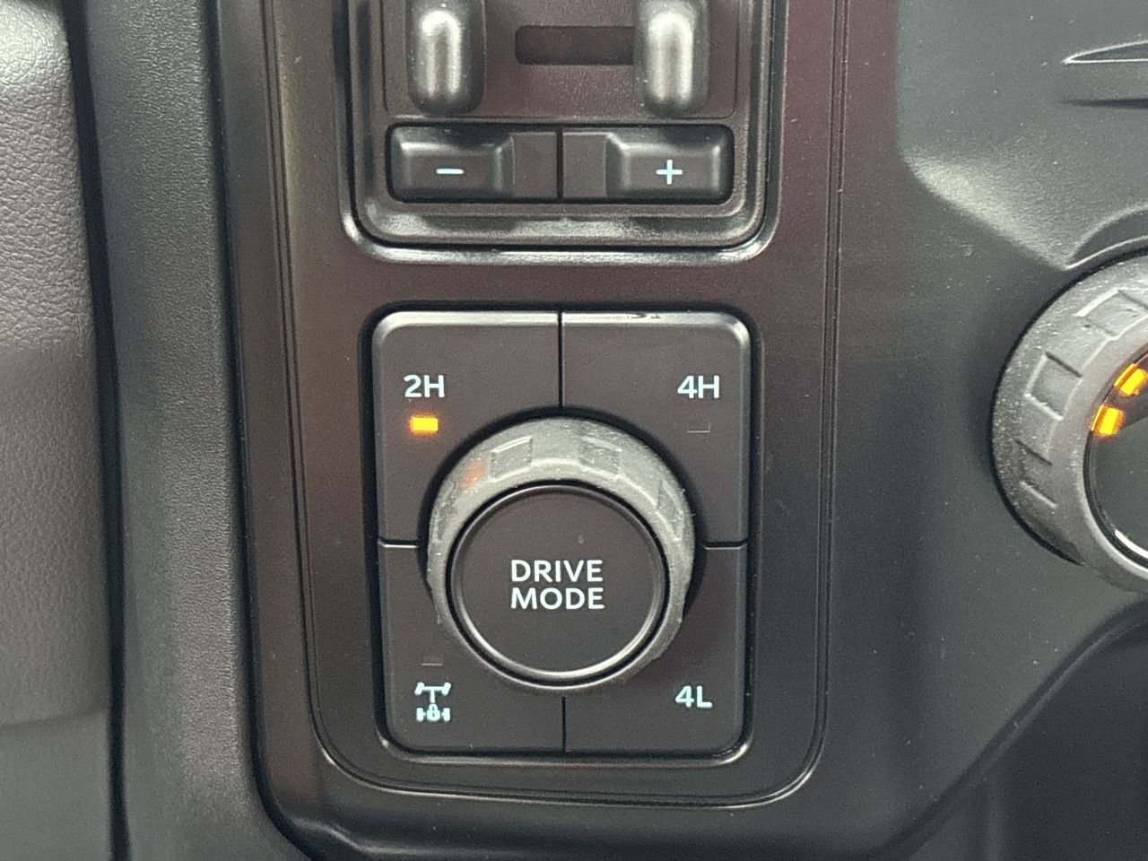 Used 2025 Ford F250 XL w/ STX Appearance Package AWD/4WD image 22