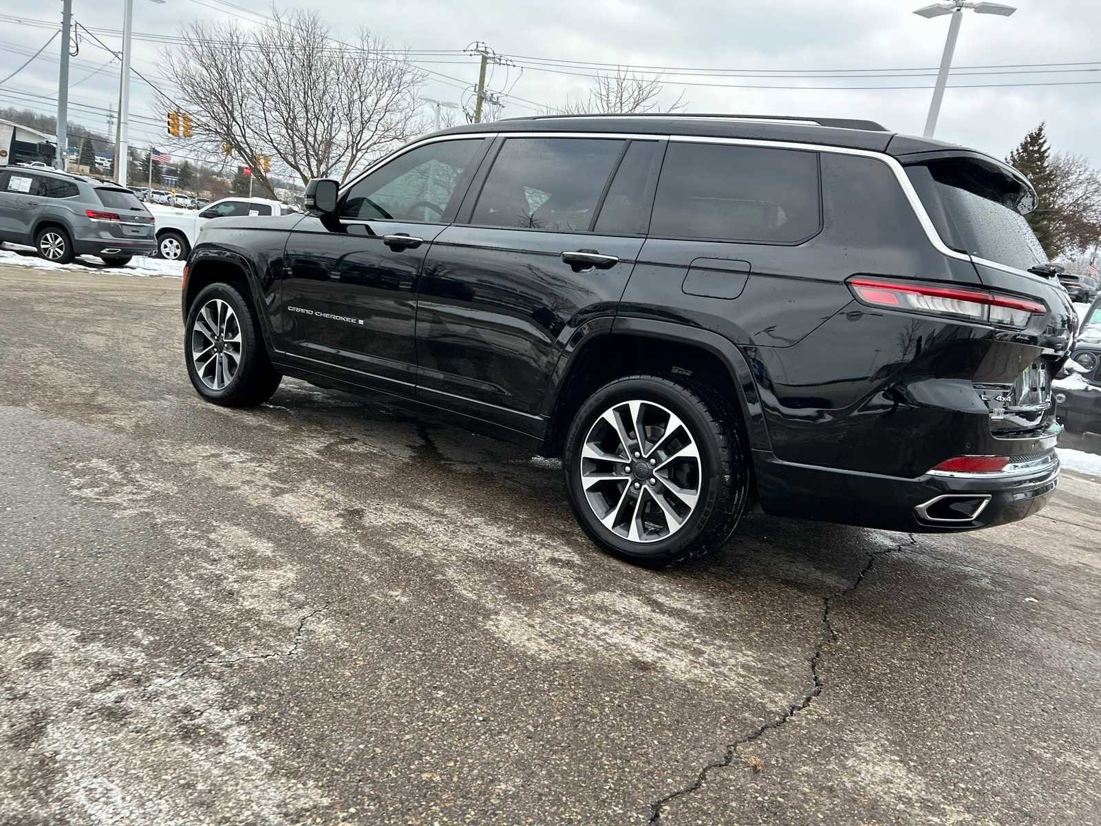 Certified 2023 Jeep Grand Cherokee L Overland w/ Advanced Protech Group III image 19