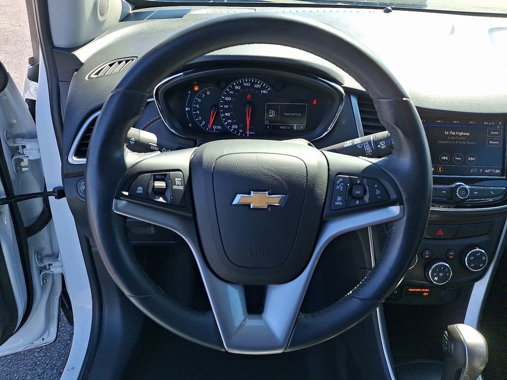 Used 2022 Chevrolet Trax LT w/ Sport Edition AWD/4WD image 16