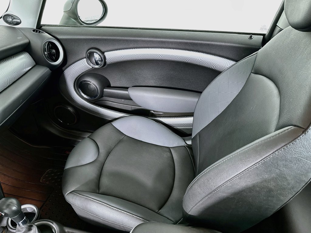 Used 2010 MINI Cooper S FWD image 23