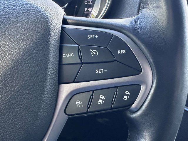 Certified 2021 Jeep Grand Cherokee Limited w/ Quick Order Package 28K 80th AWD/4WD image 31