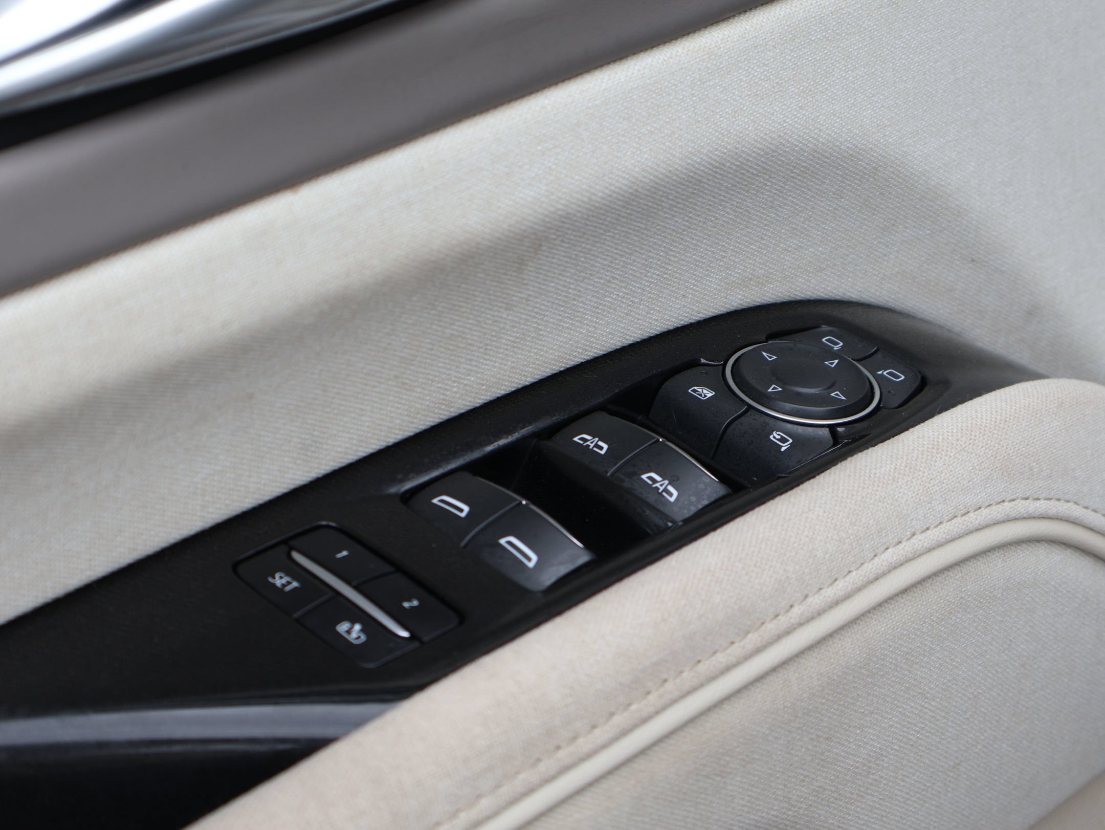 Used 2022 Cadillac Escalade Sport Platinum AWD/4WD image 12
