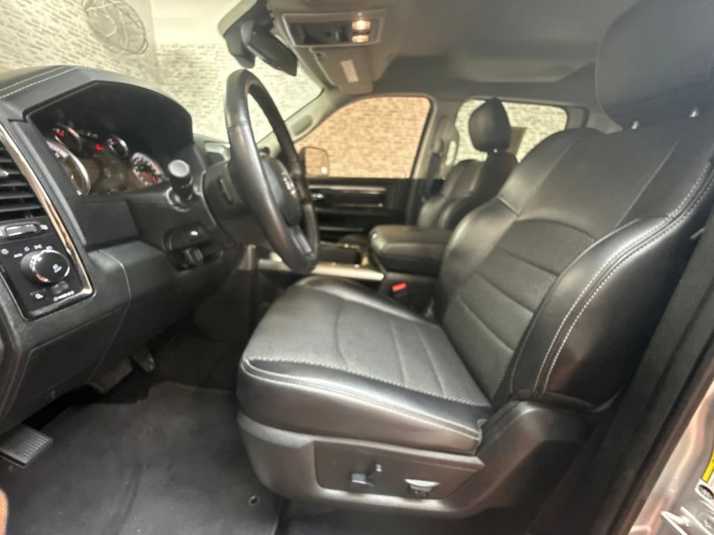 Used 2018 RAM 2500 Big Horn w/ Sport Appearance Group AWD/4WD image 23