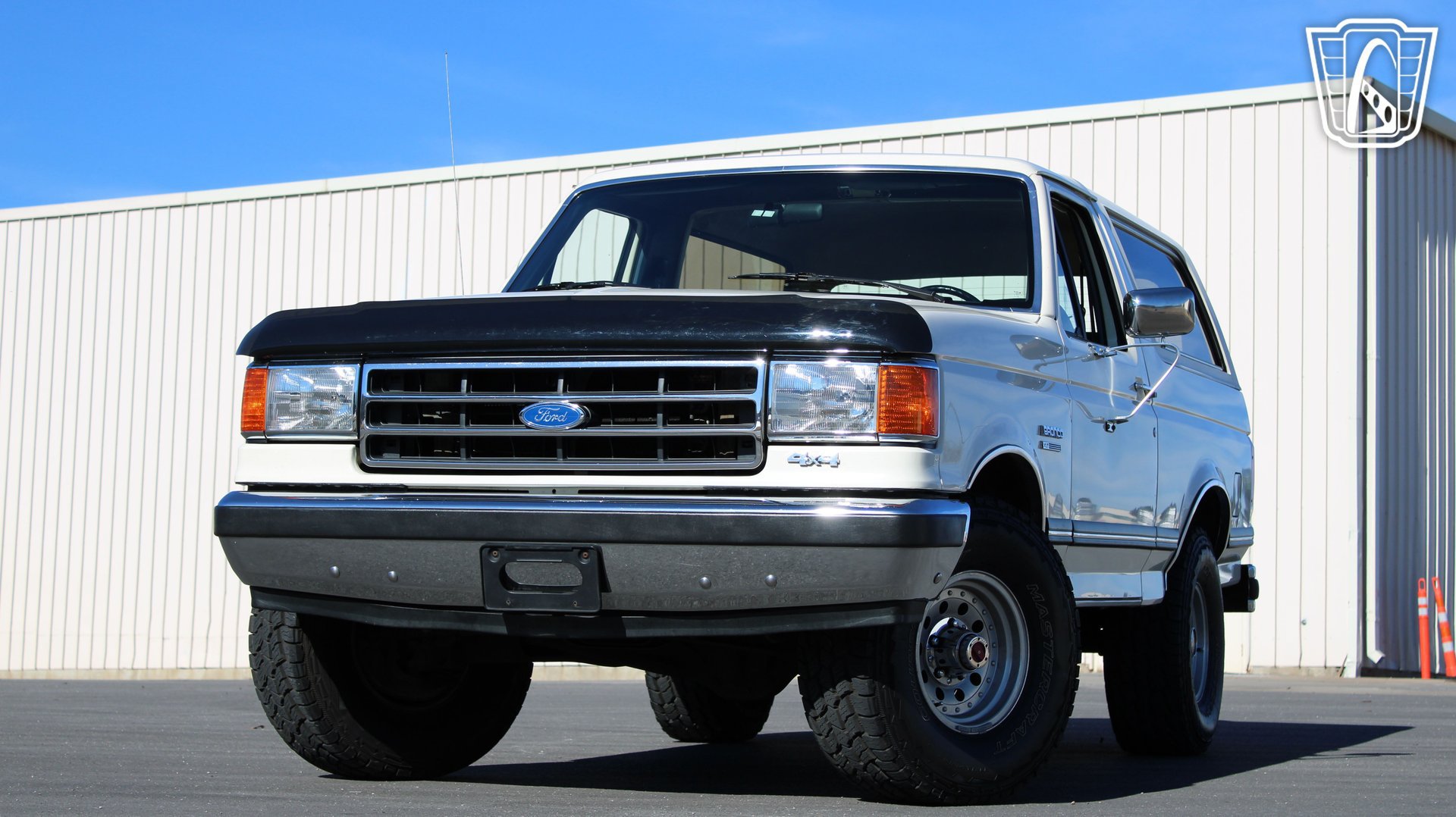 Used 1990 Ford Bronco AWD/4WD image 3