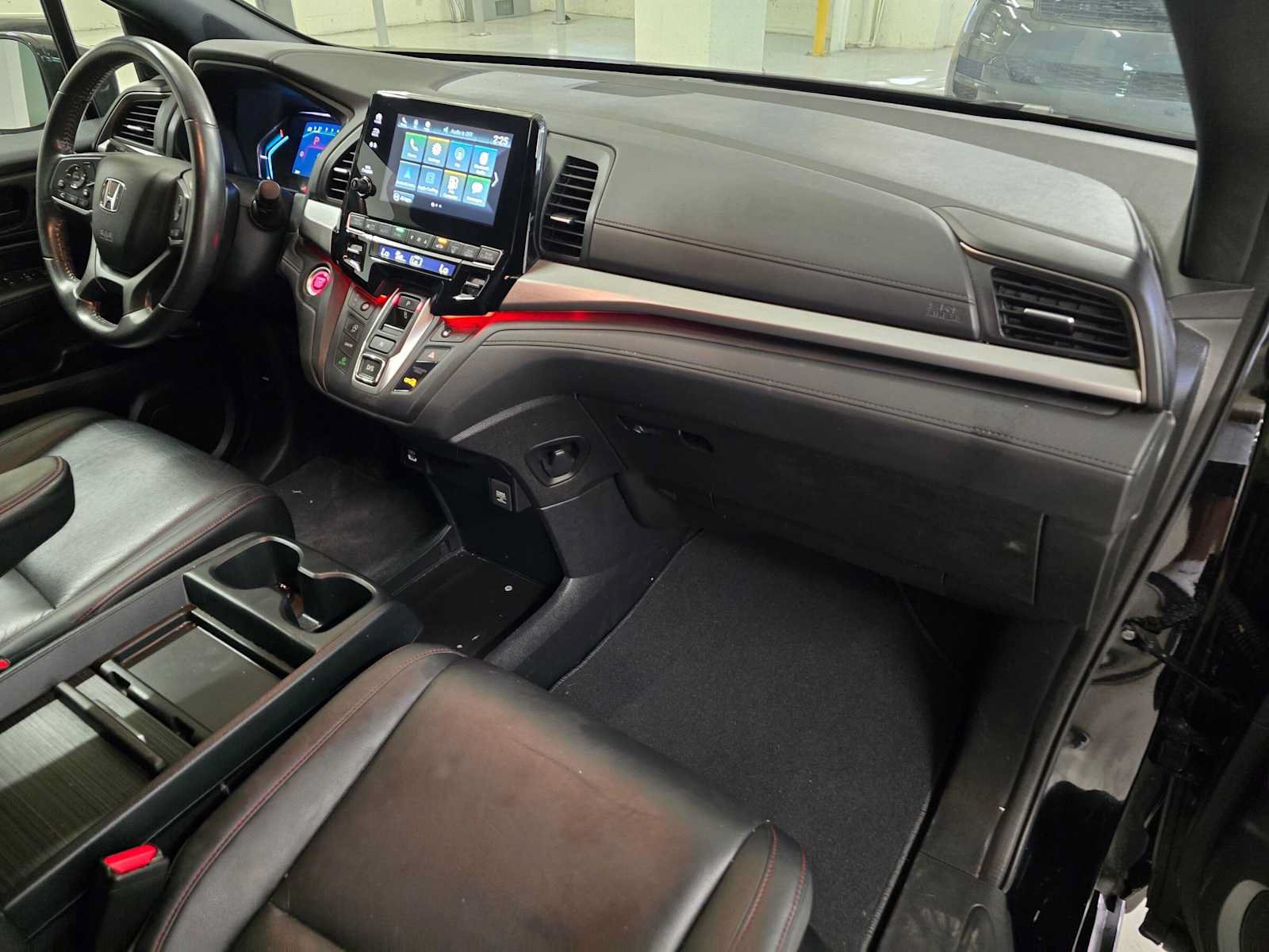 Used 2023 Honda Odyssey Sport image 10