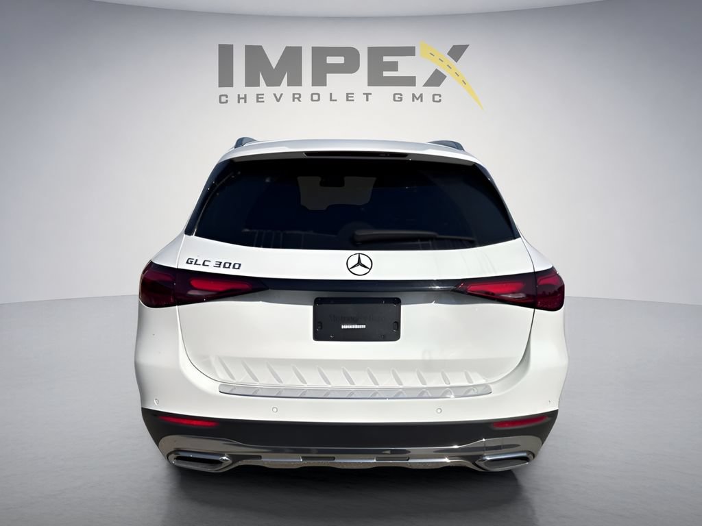 Used 2023 Mercedes-Benz GLC 300 image 3