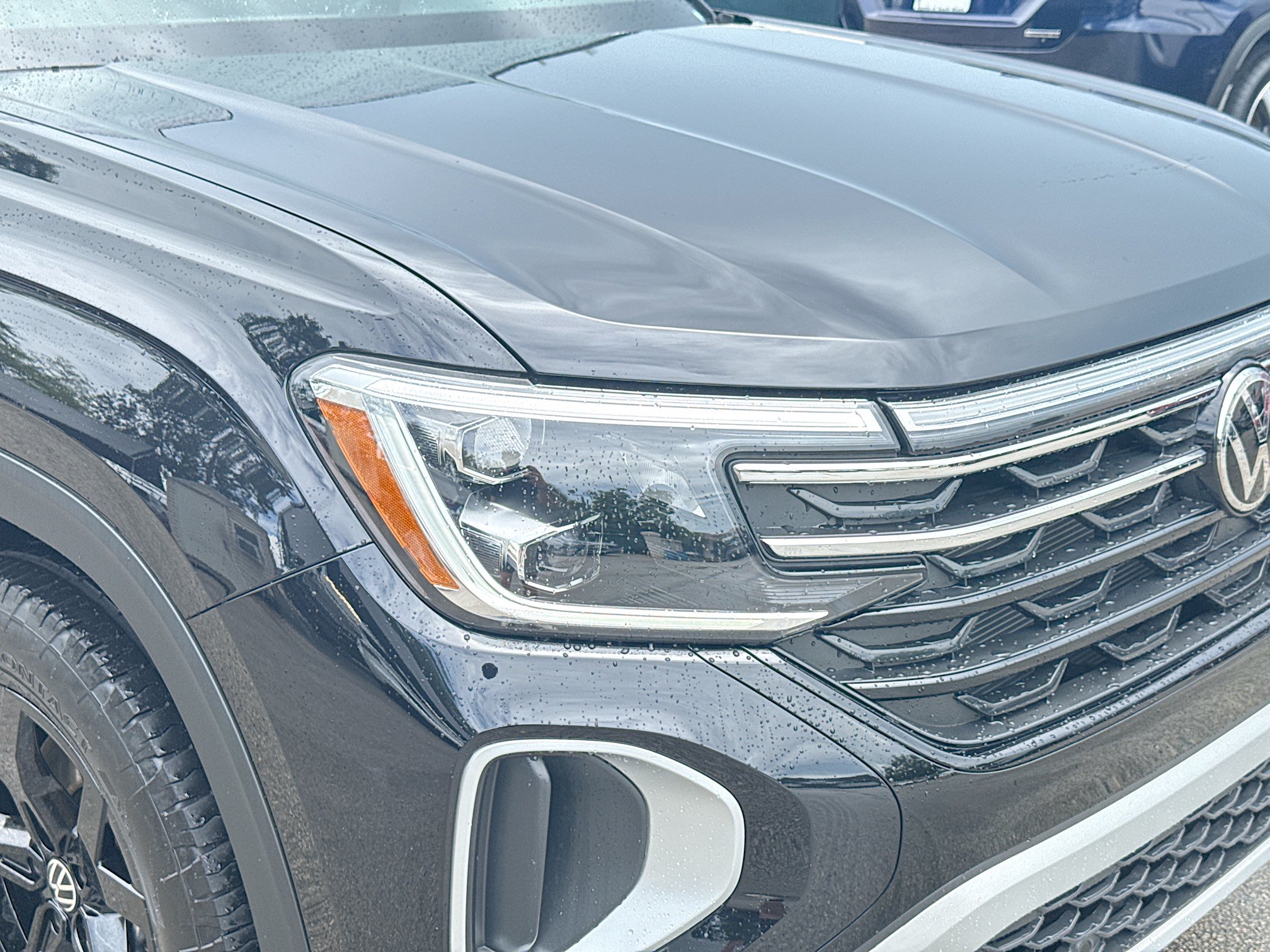 Certified 2026 Volkswagen Atlas Peak Edition AWD/4WD image 34
