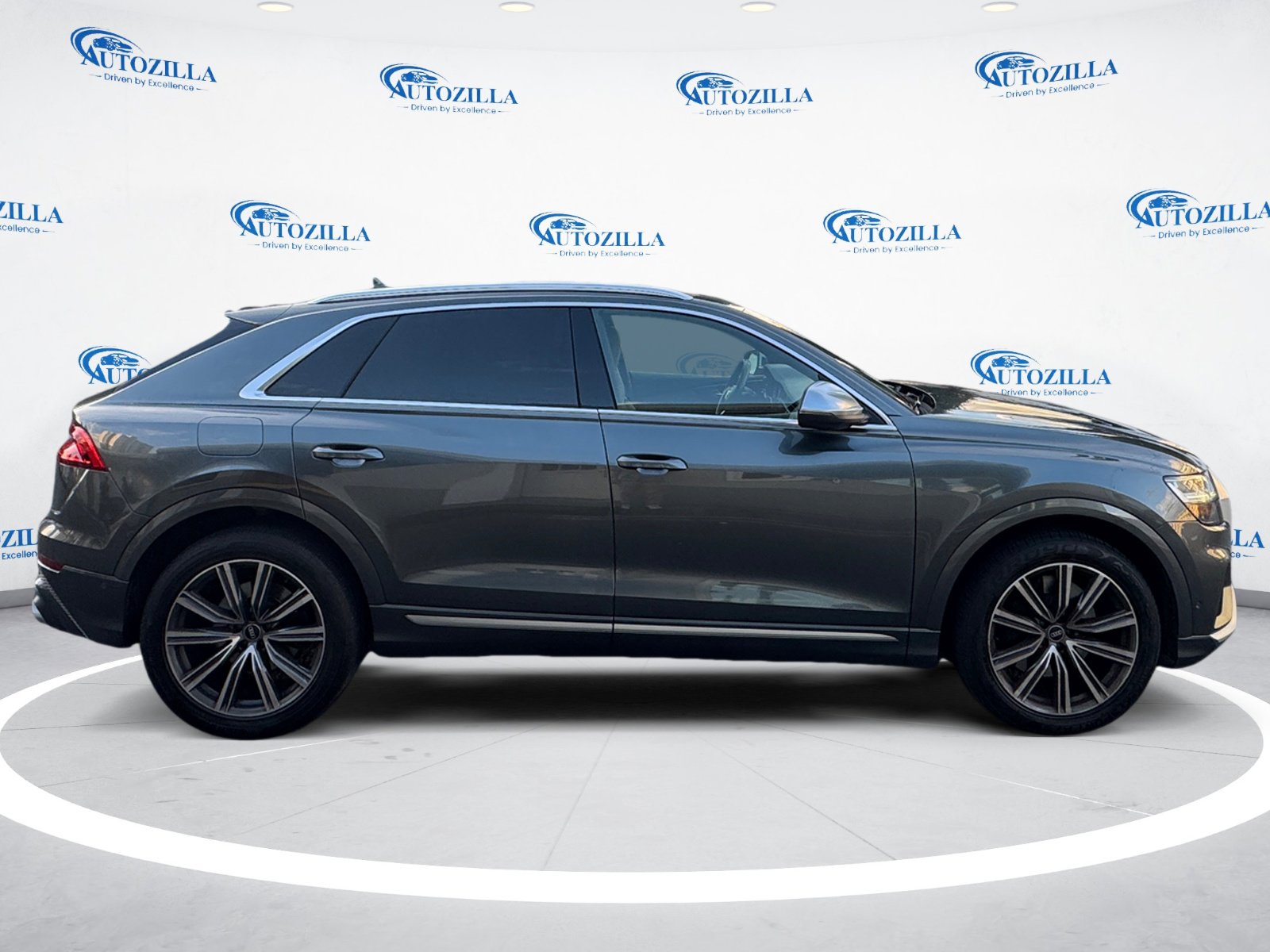 Used 2021 Audi SQ8 Premium Plus w/ Luxury Package AWD/4WD image 6