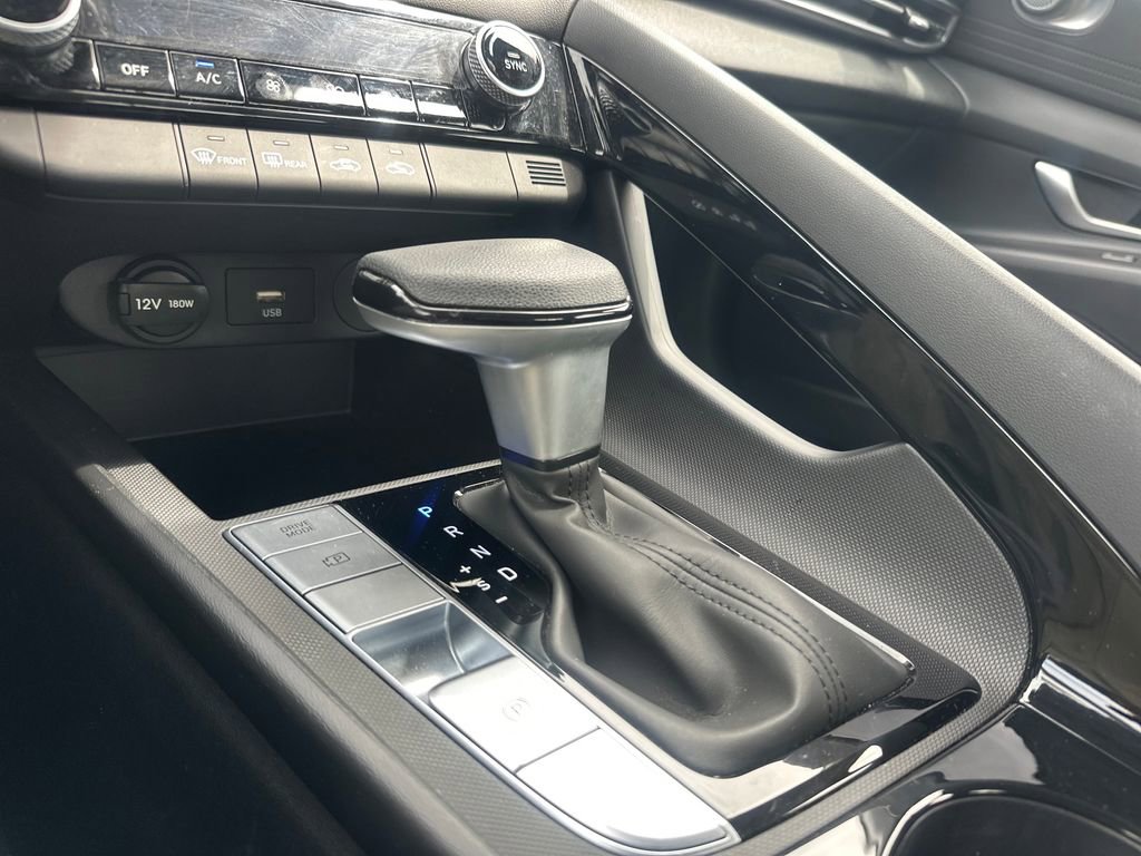 Certified 2025 Hyundai Elantra Hybrid FWD image 22