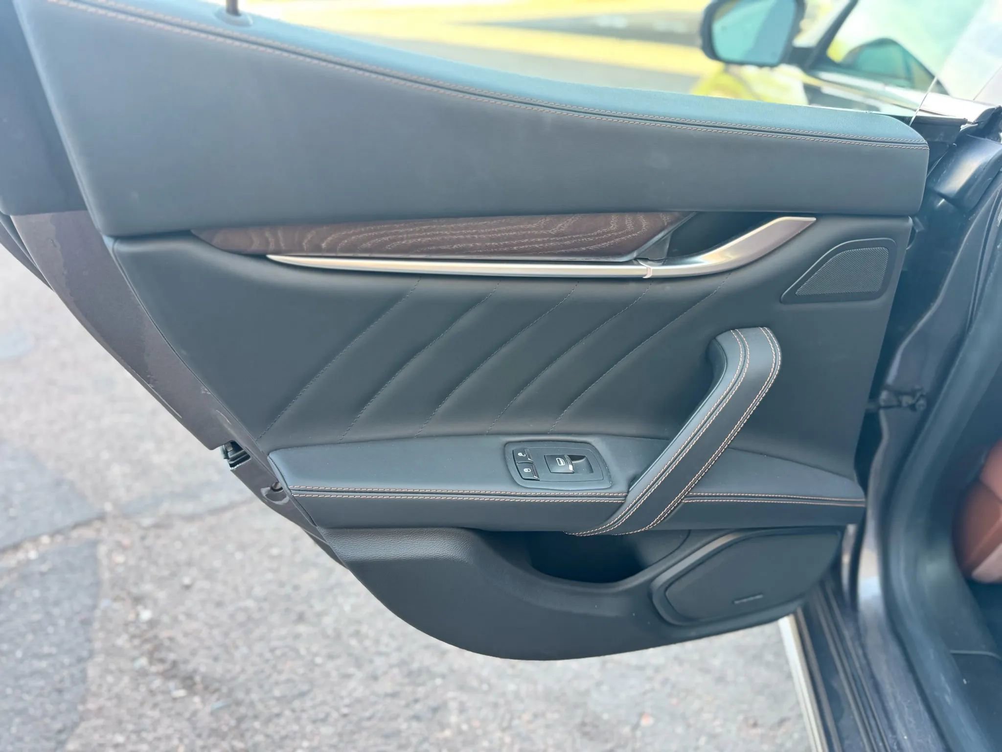 Used 2022 Maserati Ghibli Modena Q4 image 14