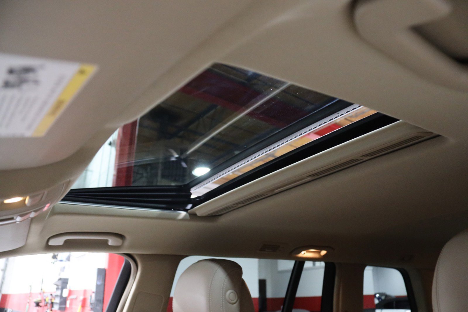 Used 2013 Mercedes-Benz GL 550 4MATIC AMG Sport 4dr Suv image 60