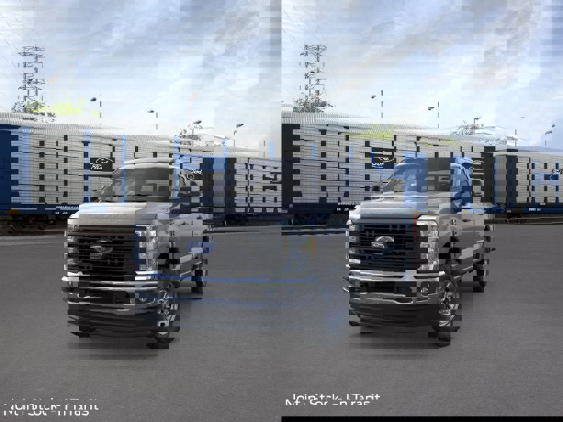 New 2026 Ford F250 XL image 3
