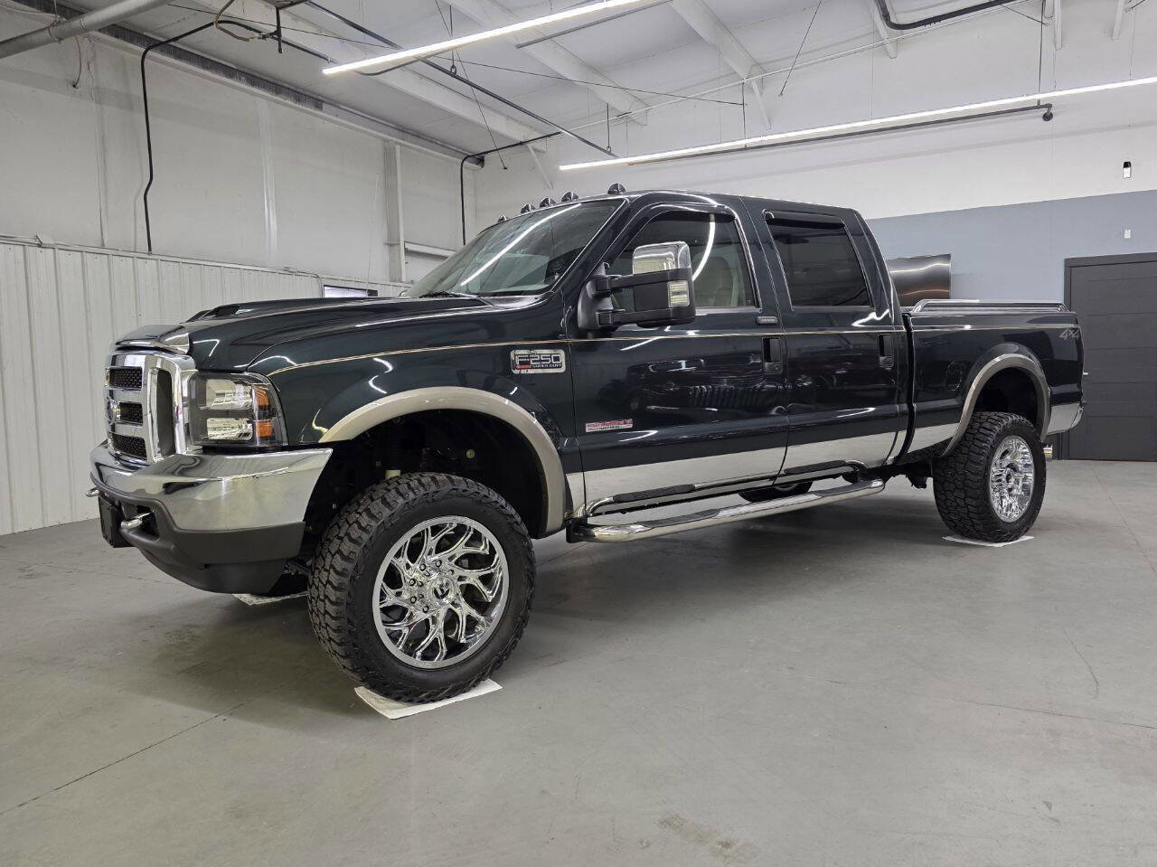 Used 2004 Ford F250 Lariat image 22
