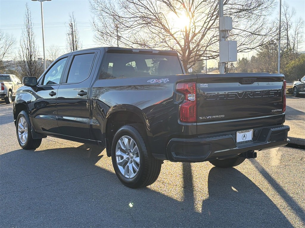Used 2023 Chevrolet Silverado 1500 Custom image 5