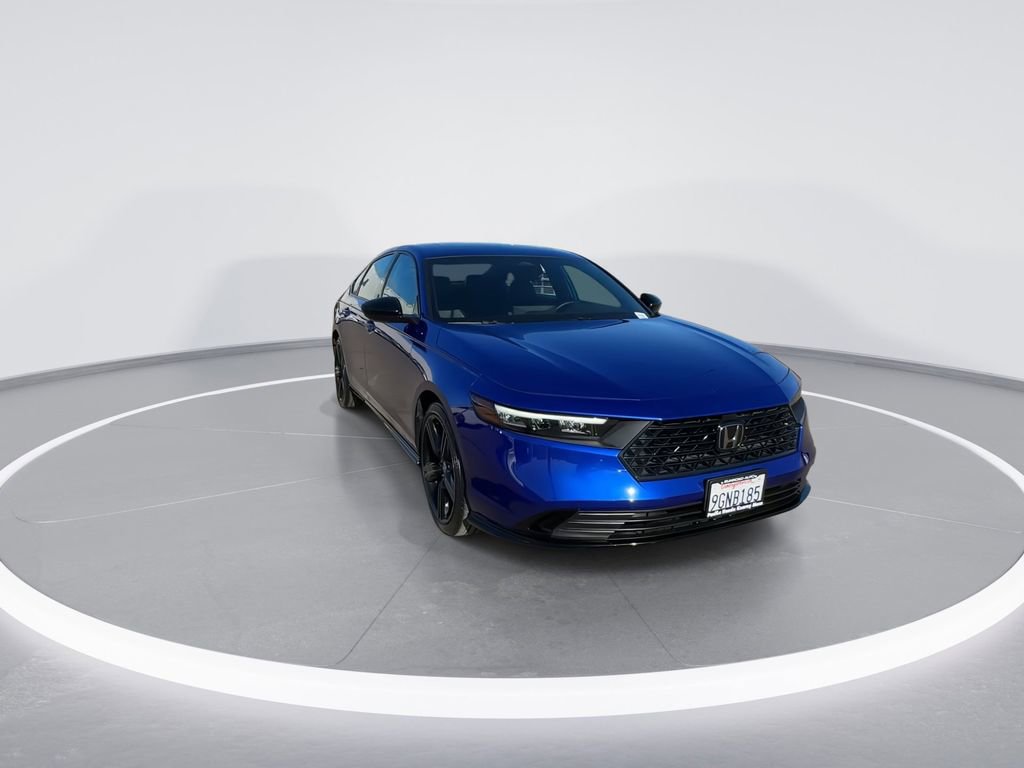Used 2023 Honda Accord Sport image 4