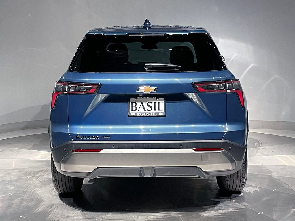 Used 2026 Chevrolet Equinox LT image 12