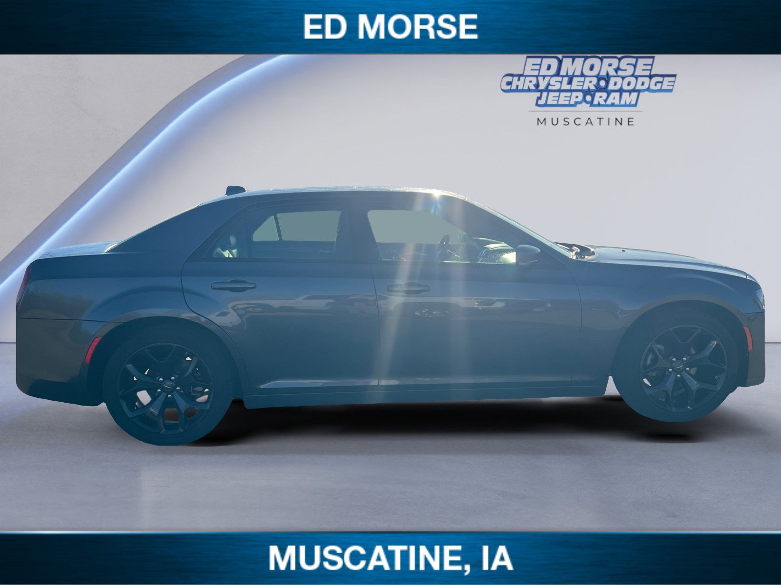 Used 2023 Chrysler 300 S image 2