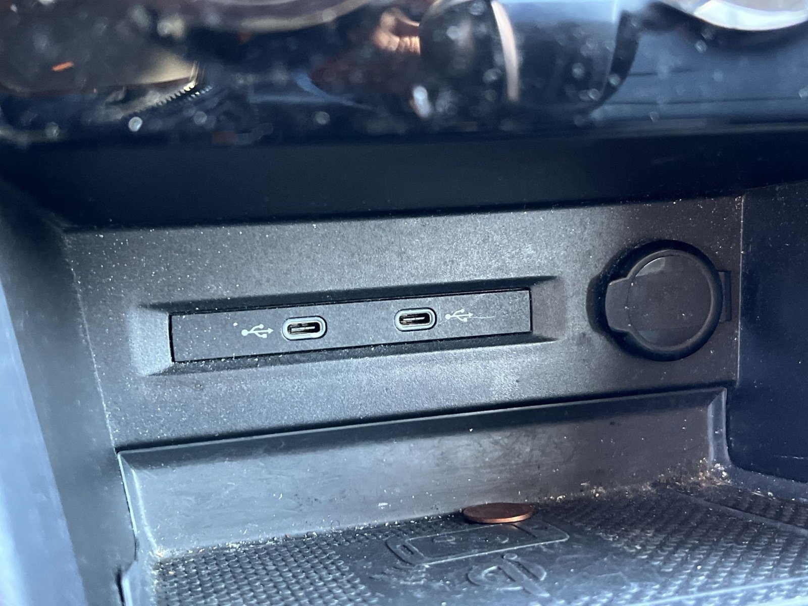 Used 2022 Volkswagen Taos SEL image 34