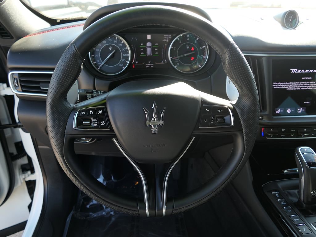 Used 2024 Maserati Levante GT Ultima AWD/4WD image 20