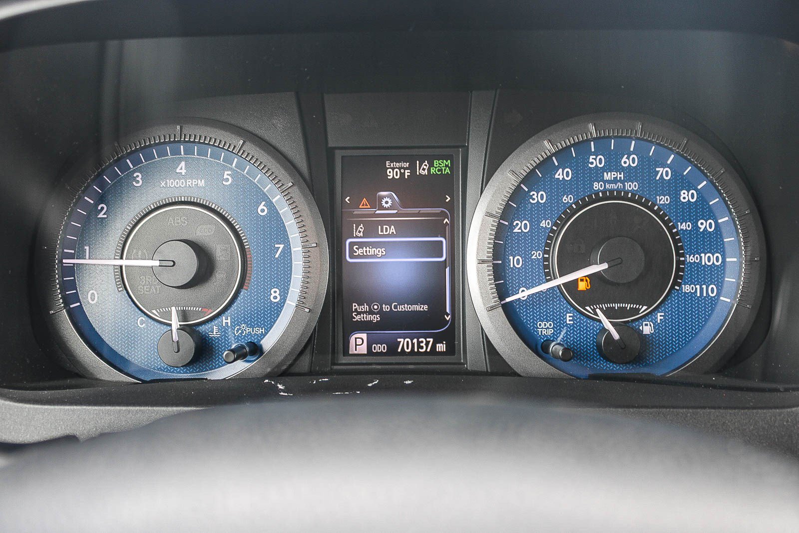 Used 2020 Toyota Sienna Limited Premium w/ Carpet Mat Package FWD image 24