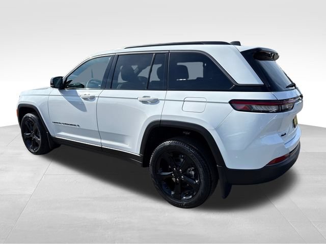 New 2026 Jeep Grand Cherokee Limited w/ Limited Altitude Package AWD/4WD image 5
