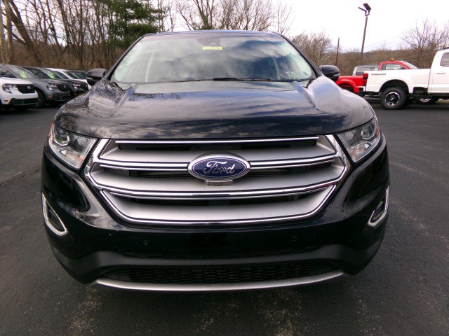 Used 2017 Ford Edge Titanium w/ Equipment Group 302A image 3