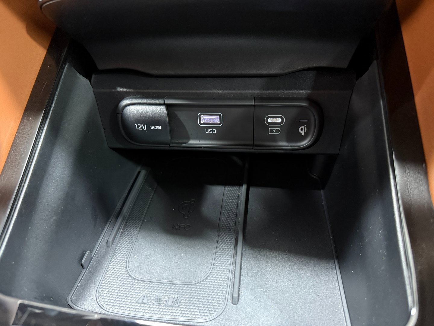 Used 2024 Kia Telluride SX Prestige X-Line image 16