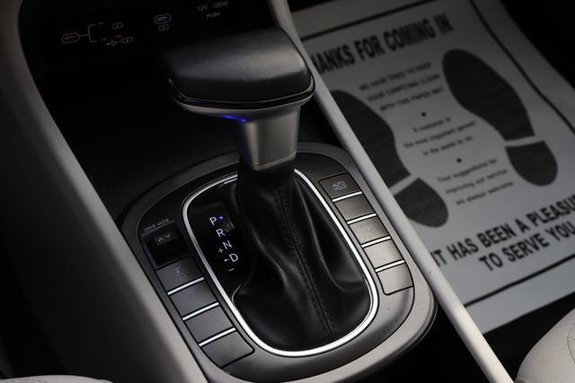 Used 2025 Hyundai Kona SEL image 27