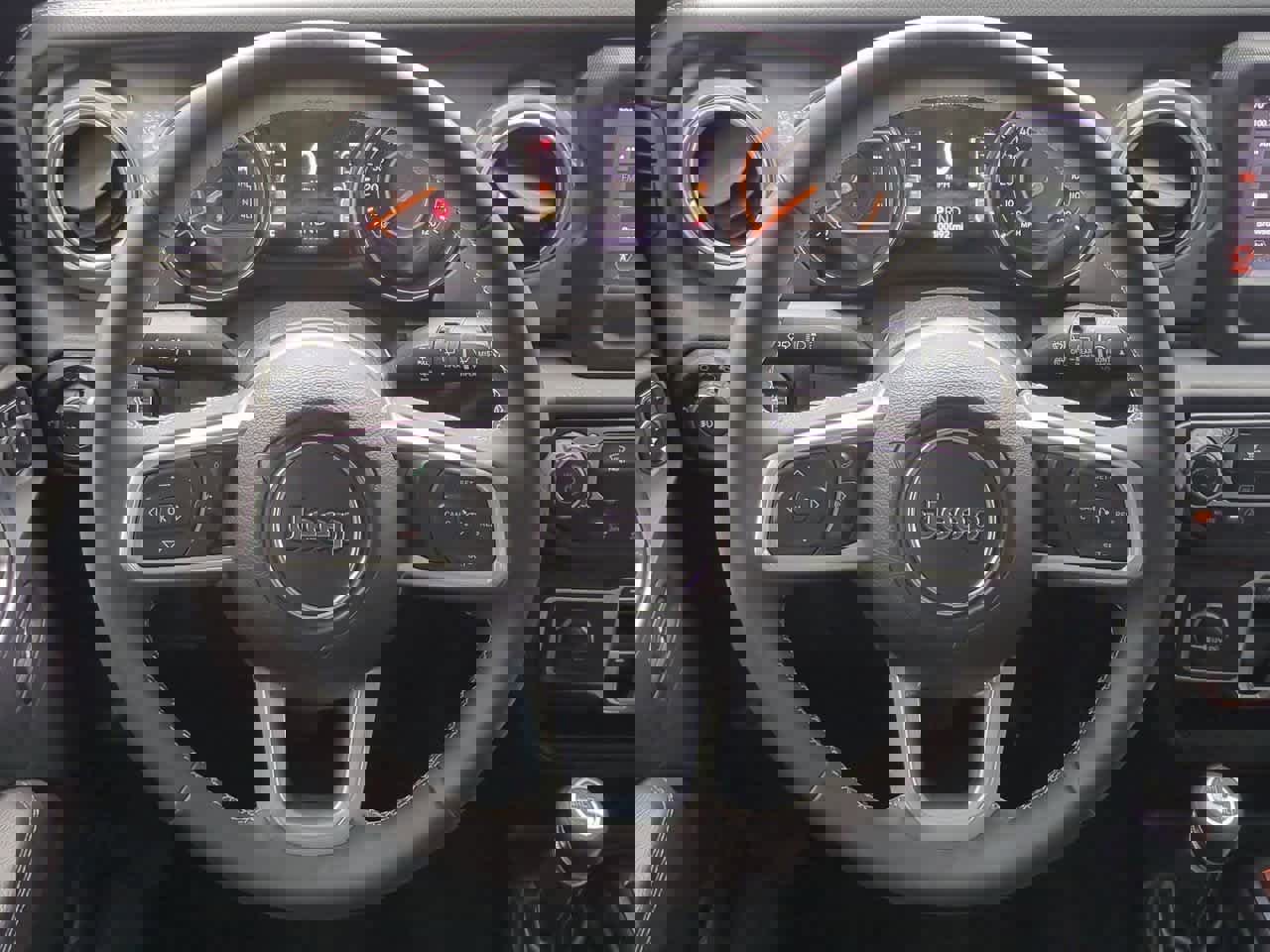 Used 2019 Jeep Wrangler Unlimited Sahara w/ LED Lighting Group image 23