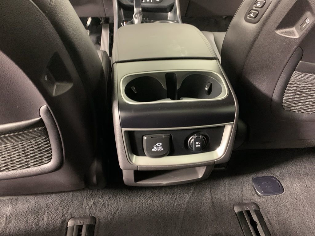 Used 2025 Kia Carnival SX Prestige image 40
