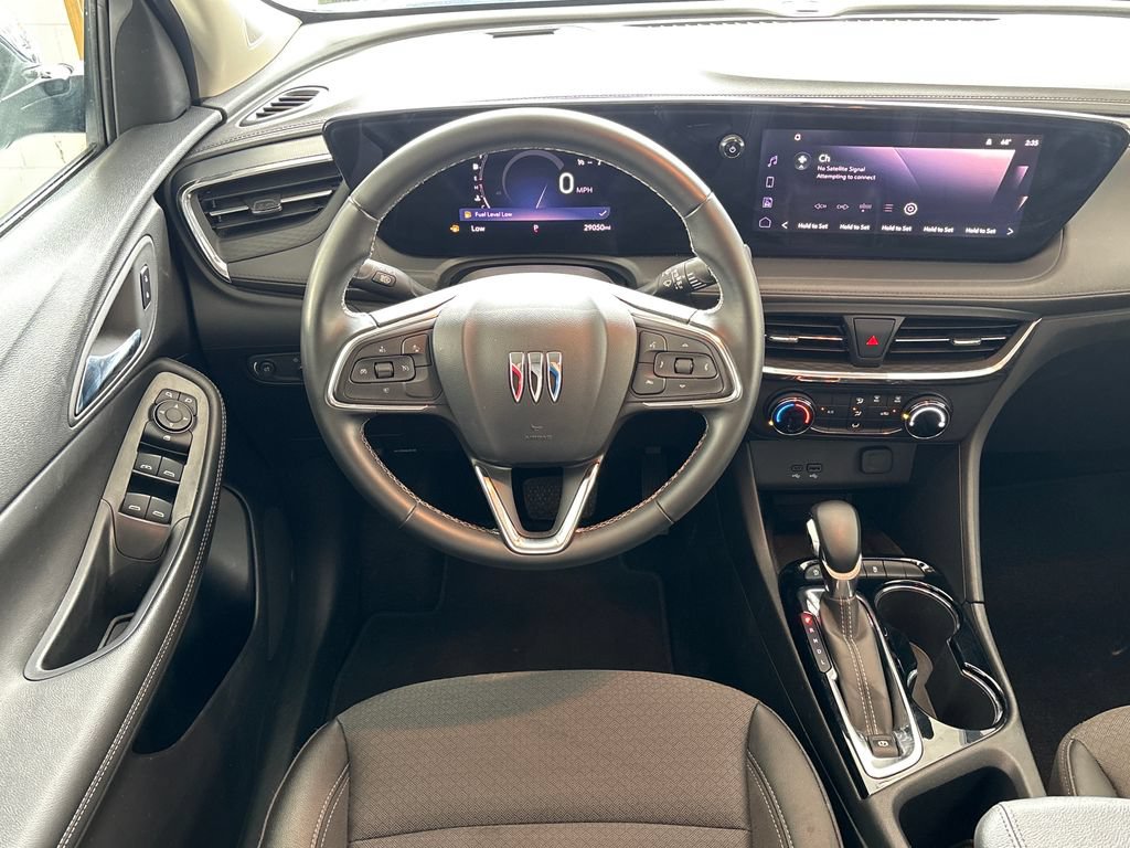 Used 2025 Buick Encore GX Preferred FWD image 19