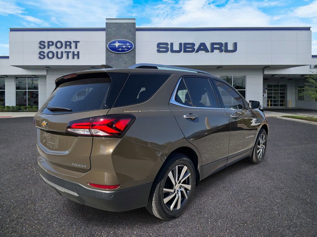 Used 2023 Chevrolet Equinox Premier image 3