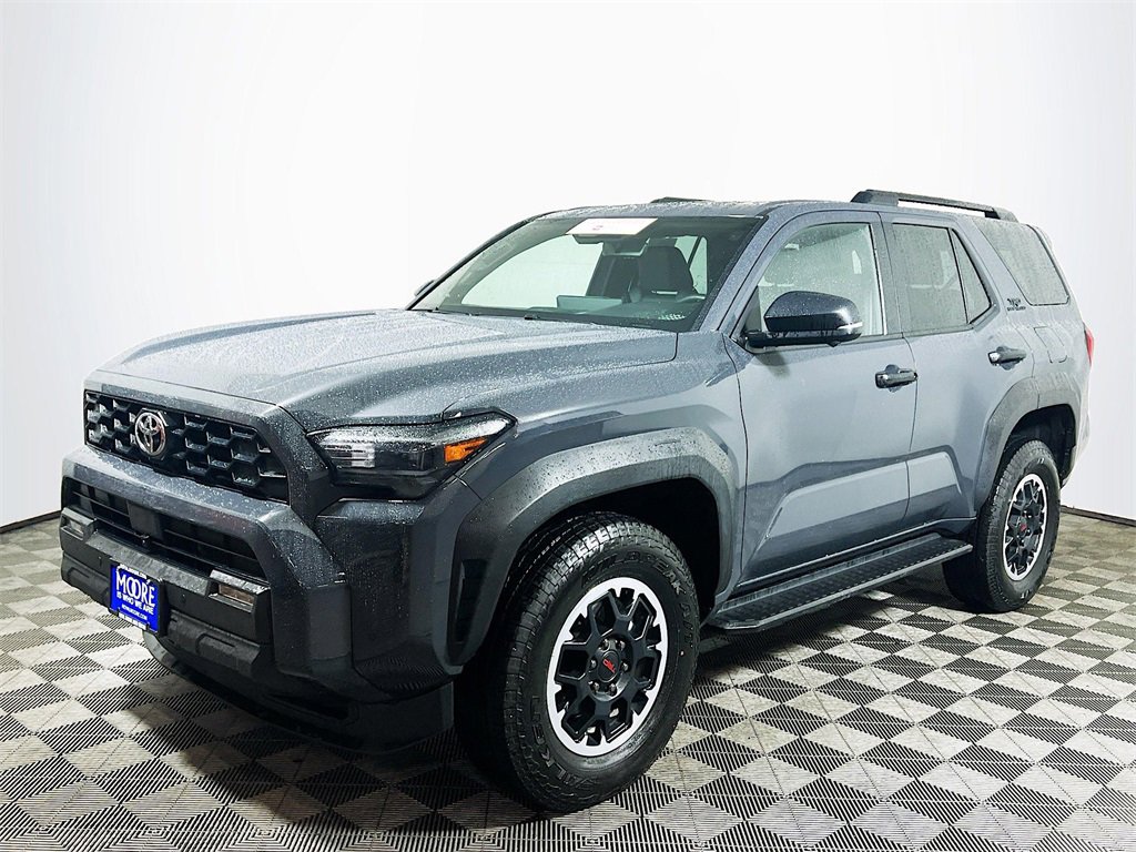 Certified 2025 Toyota 4Runner TRD Off-Road Premium image 4