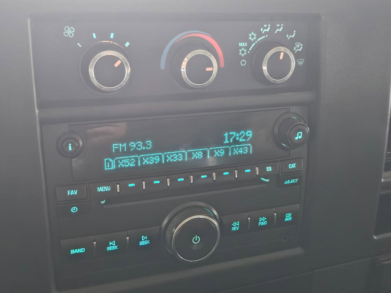 Used 2016 Chevrolet Express 3500 LT w/ LT Preferred Equipment Group image 26