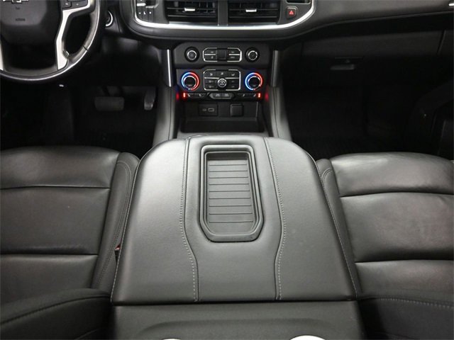 Used 2023 Chevrolet Suburban Z71 w/ Luxury Package image 27