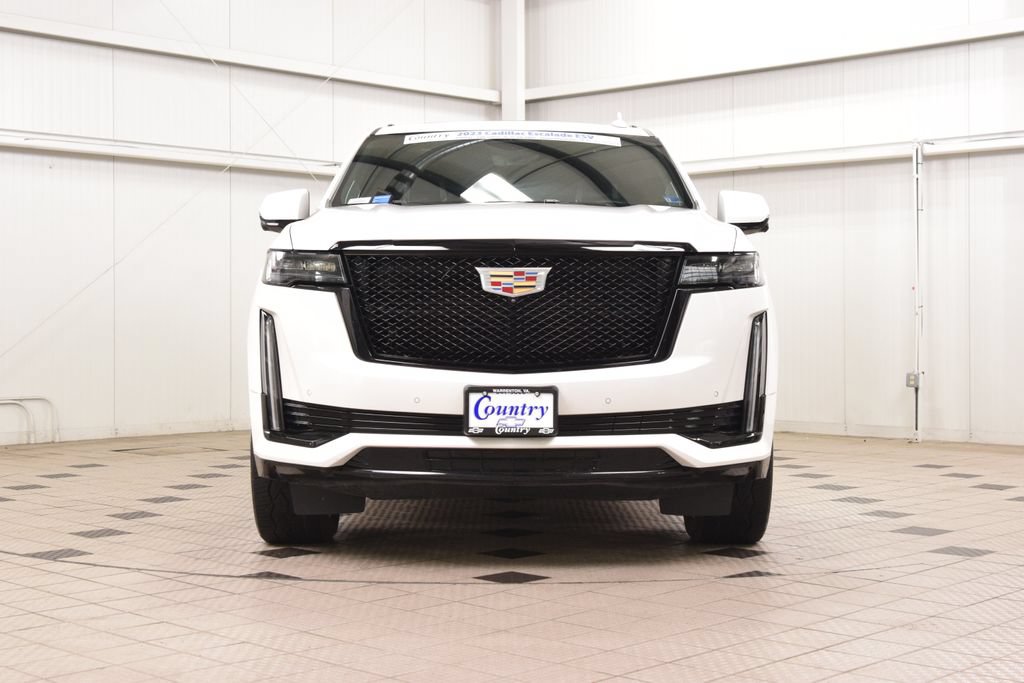 Used 2023 Cadillac Escalade ESV Sport Platinum w/ Heavy-Duty Trailer Package AWD/4WD image 2