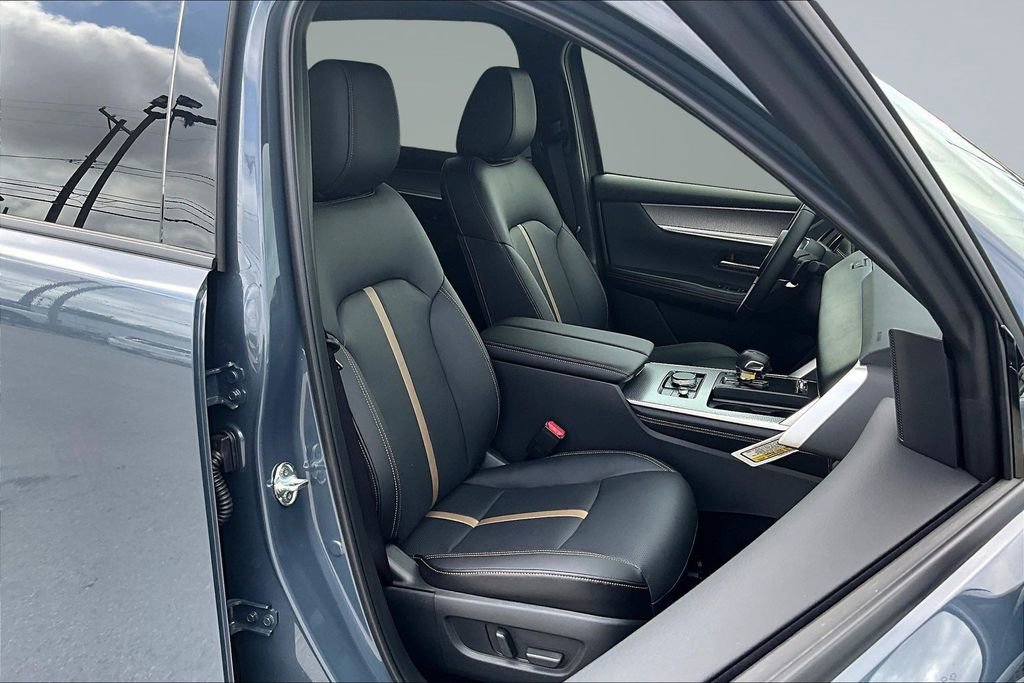 New 2026 MAZDA CX-70 3.3 Turbo w/ Premium Plus Pkg AWD/4WD image 12