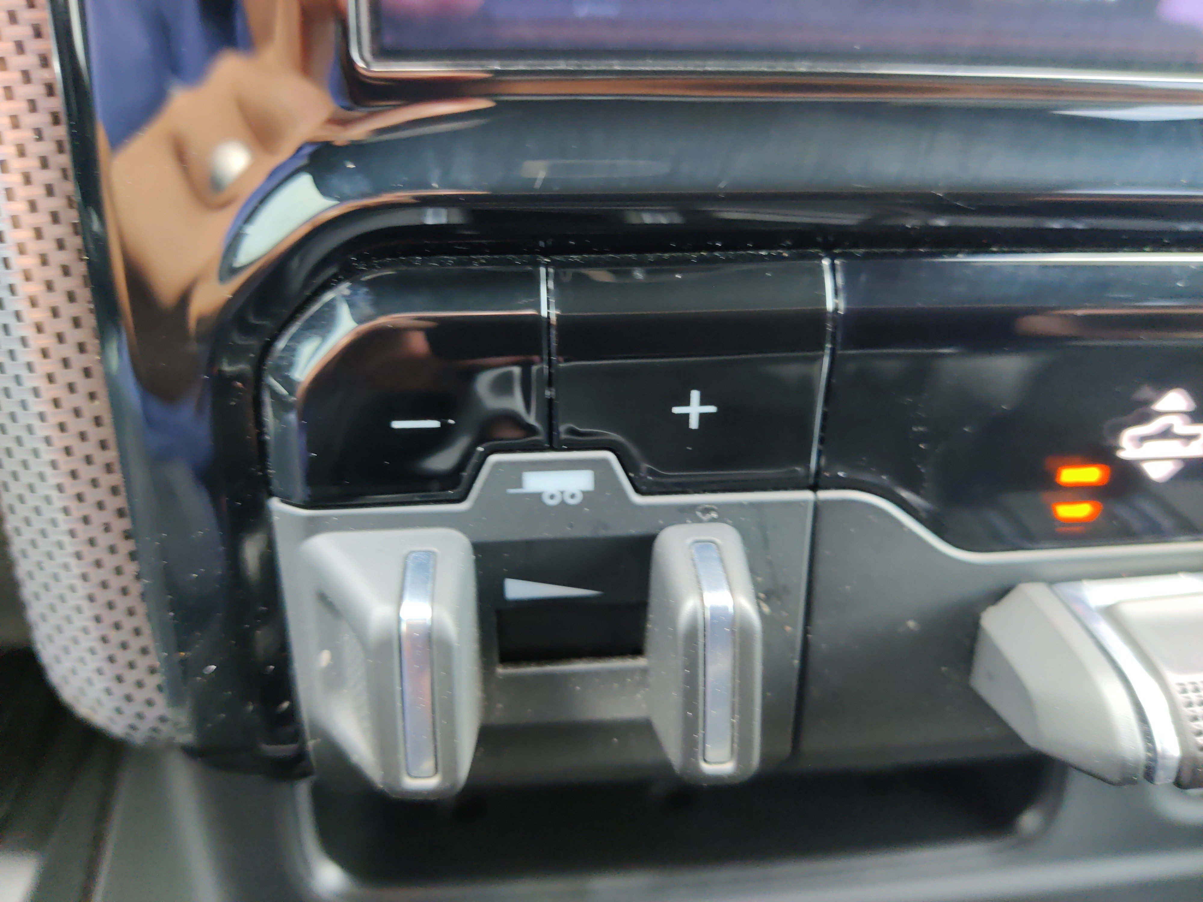 Used 2021 RAM 1500 Limited w/ Night Edition image 34