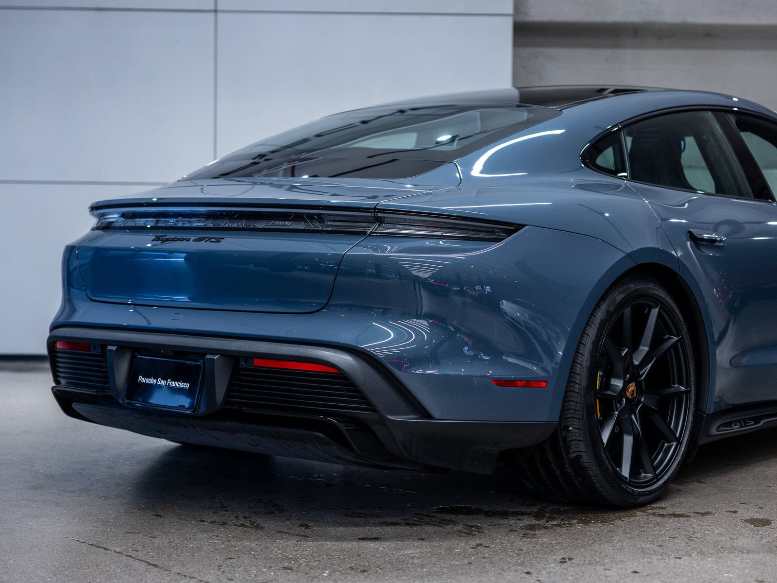 New 2026 Porsche Taycan GTS AWD/4WD image 28