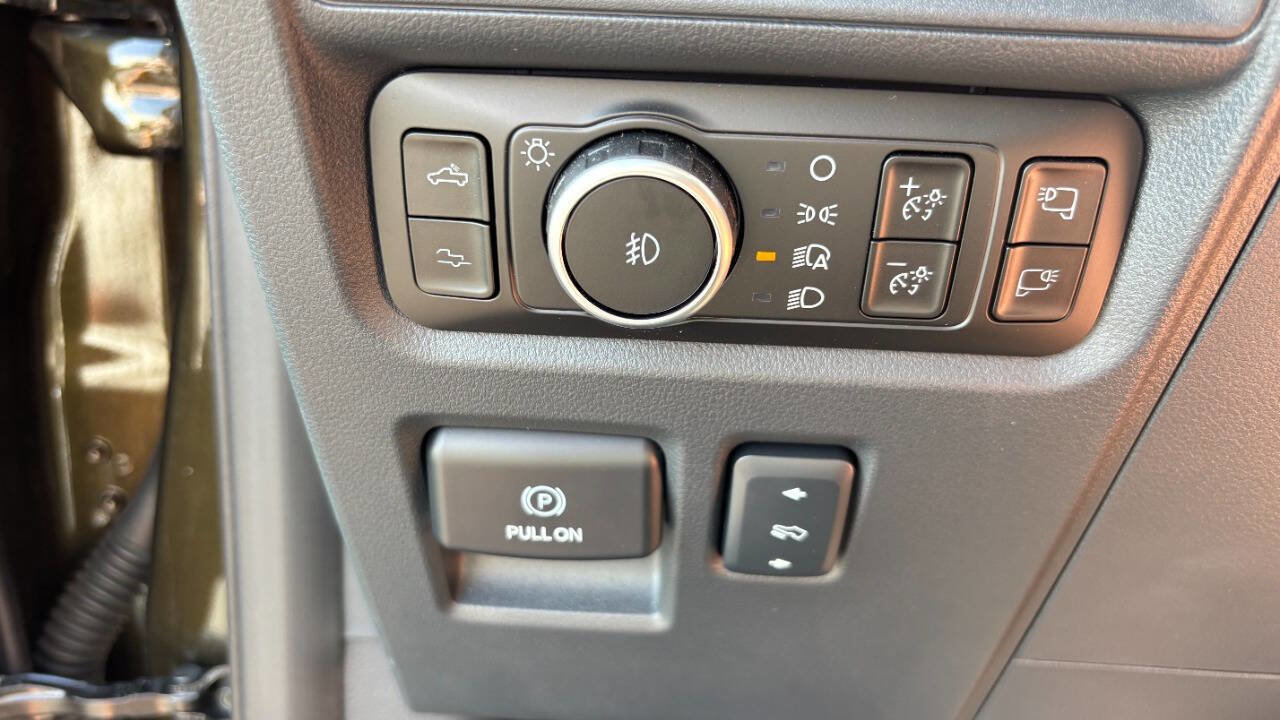 Used 2025 Ford F150 Raptor image 25