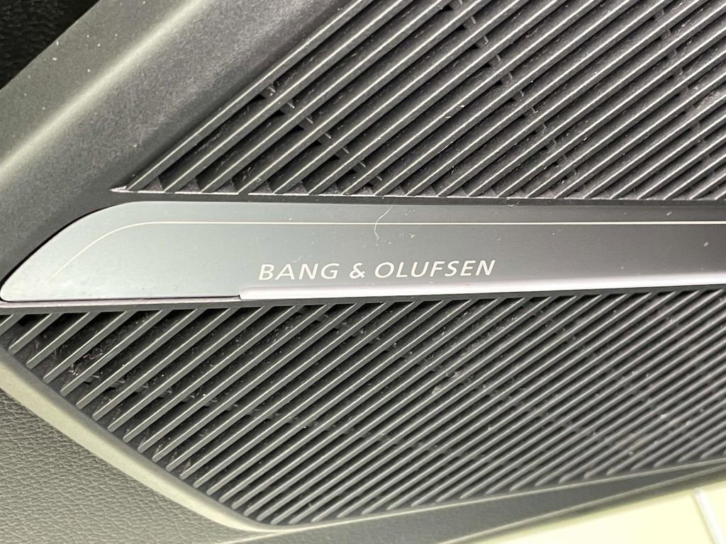 Certified 2022 Audi SQ5 Premium Plus w/ Premium Plus Package image 37