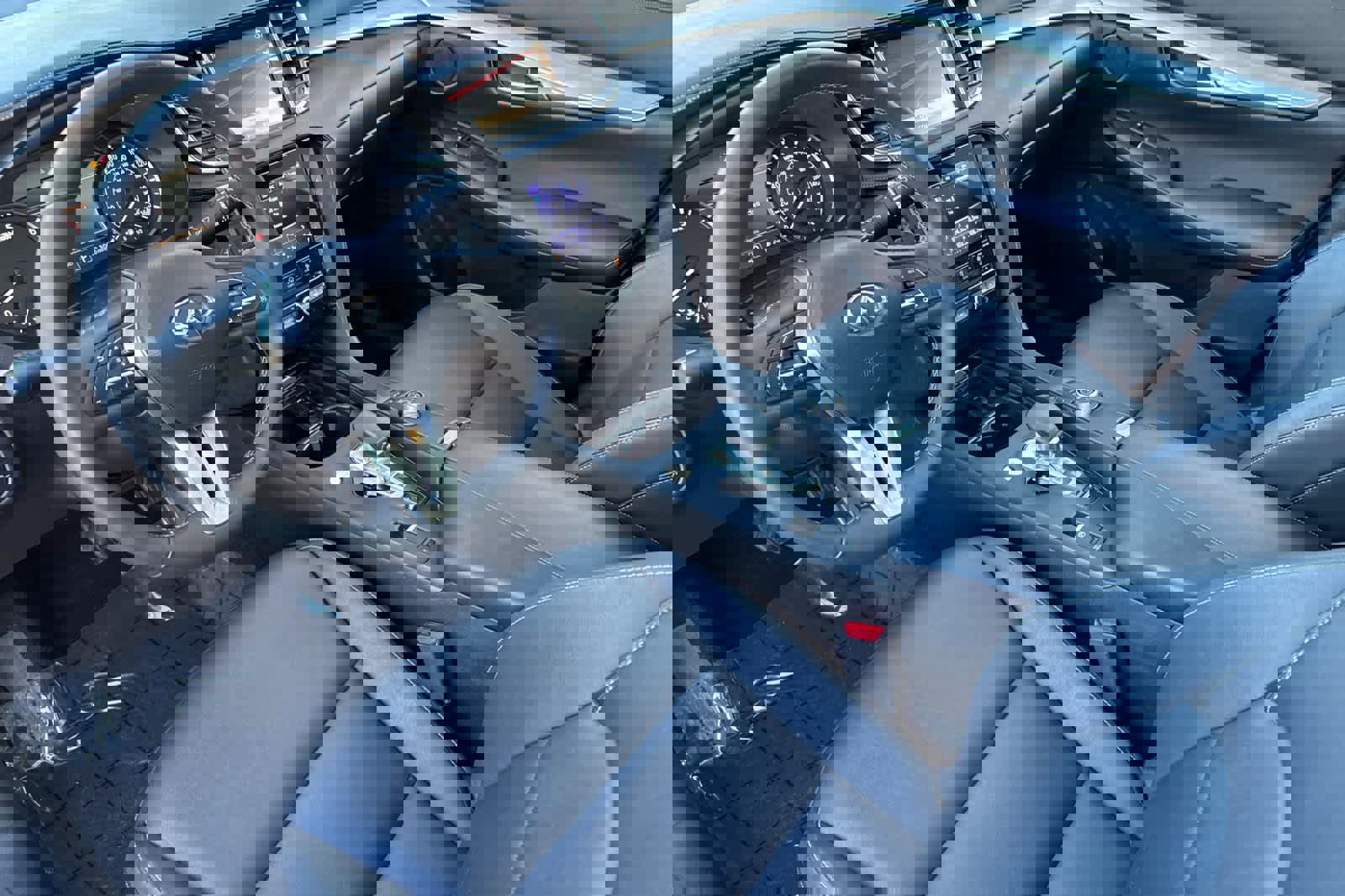 Used 2019 INFINITI QX50 Luxe w/ Navigation Package image 11