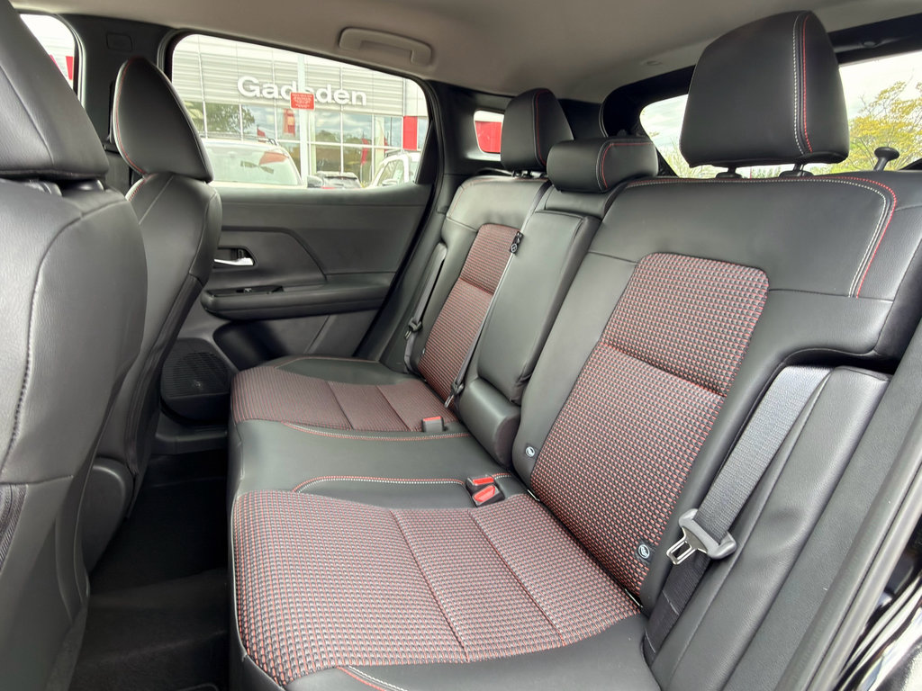 New 2026 Nissan Kicks SR image 21