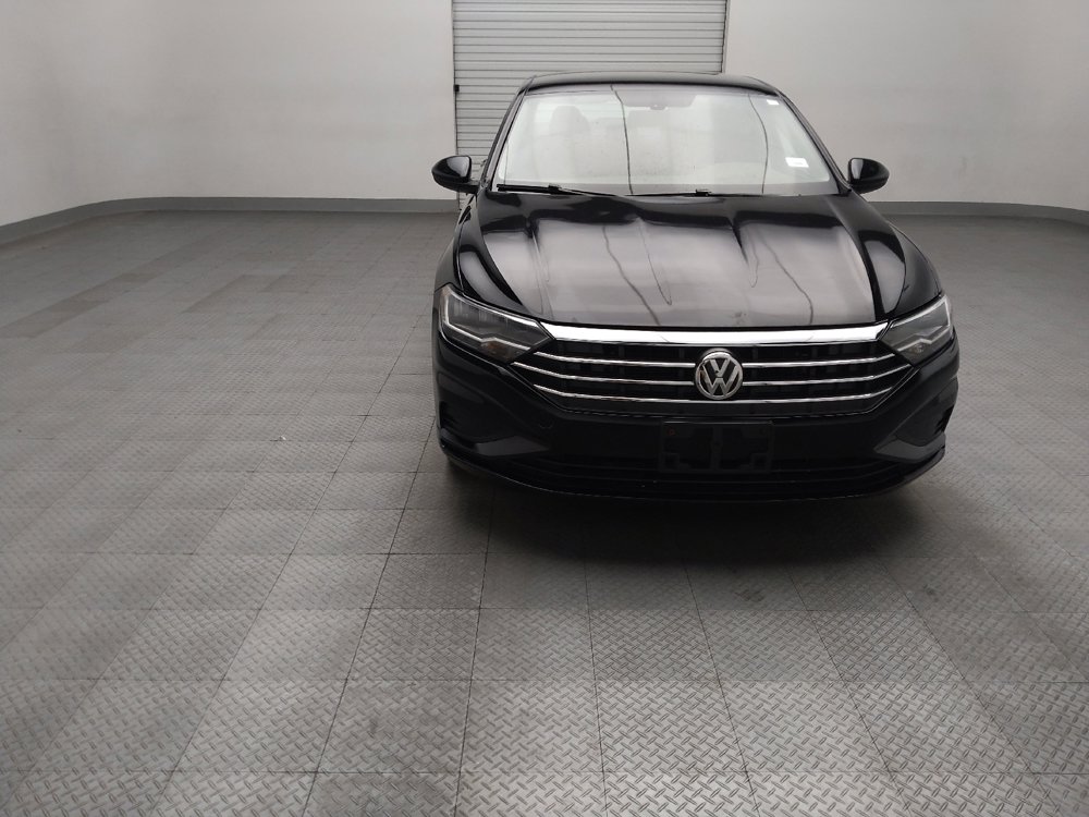 Used 2020 Volkswagen Jetta SE FWD image 14