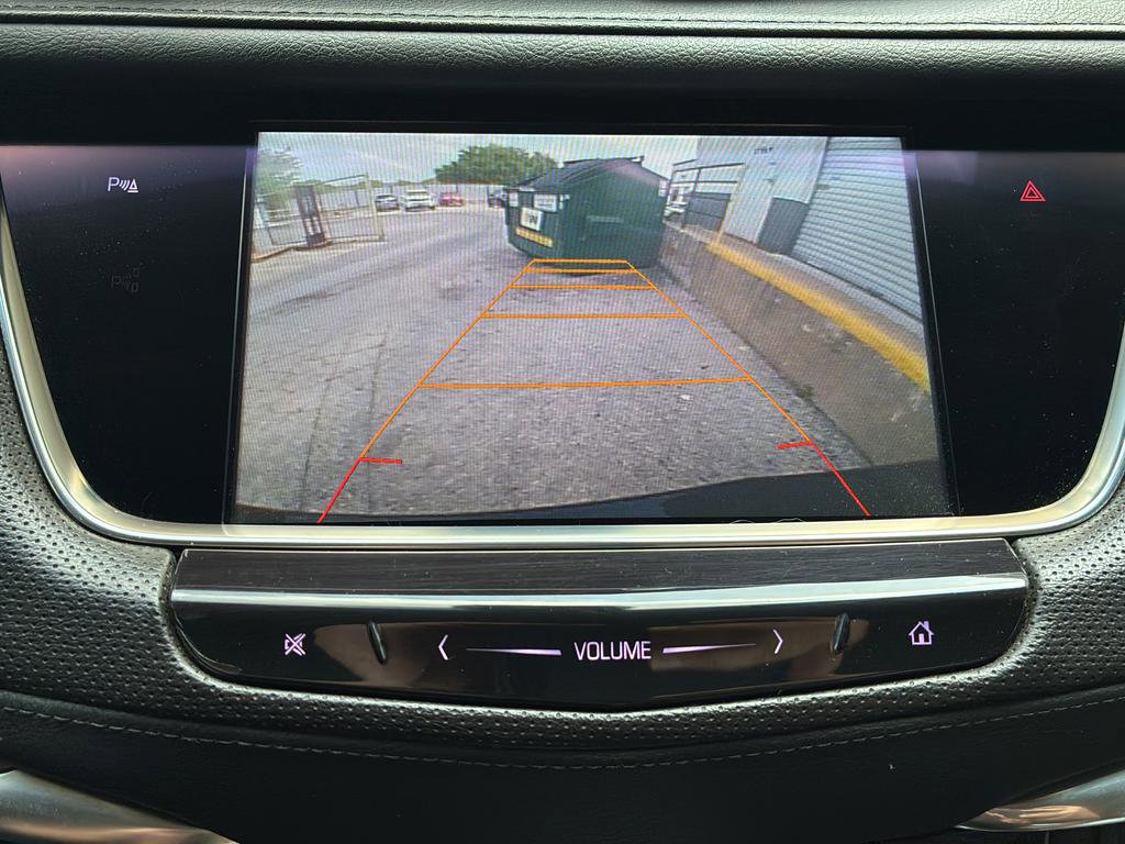 Used 2017 Cadillac XT5 Luxury w/ Driver Awareness Package FWD image 14