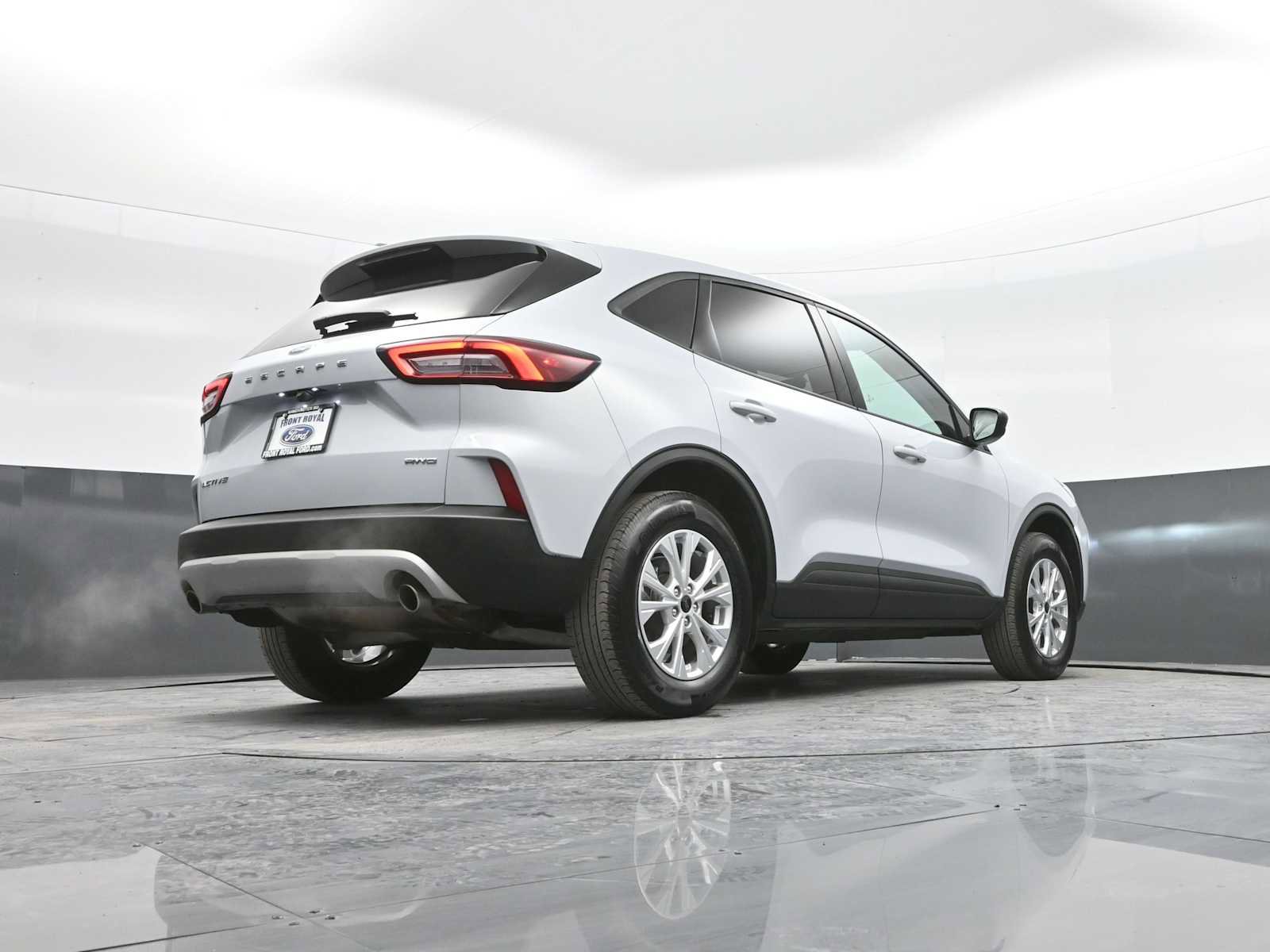 Used 2025 Ford Escape Active image 40