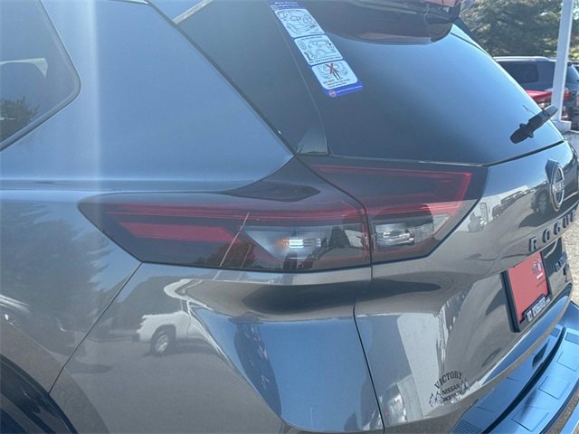 New 2026 Nissan Rogue Platinum image 12