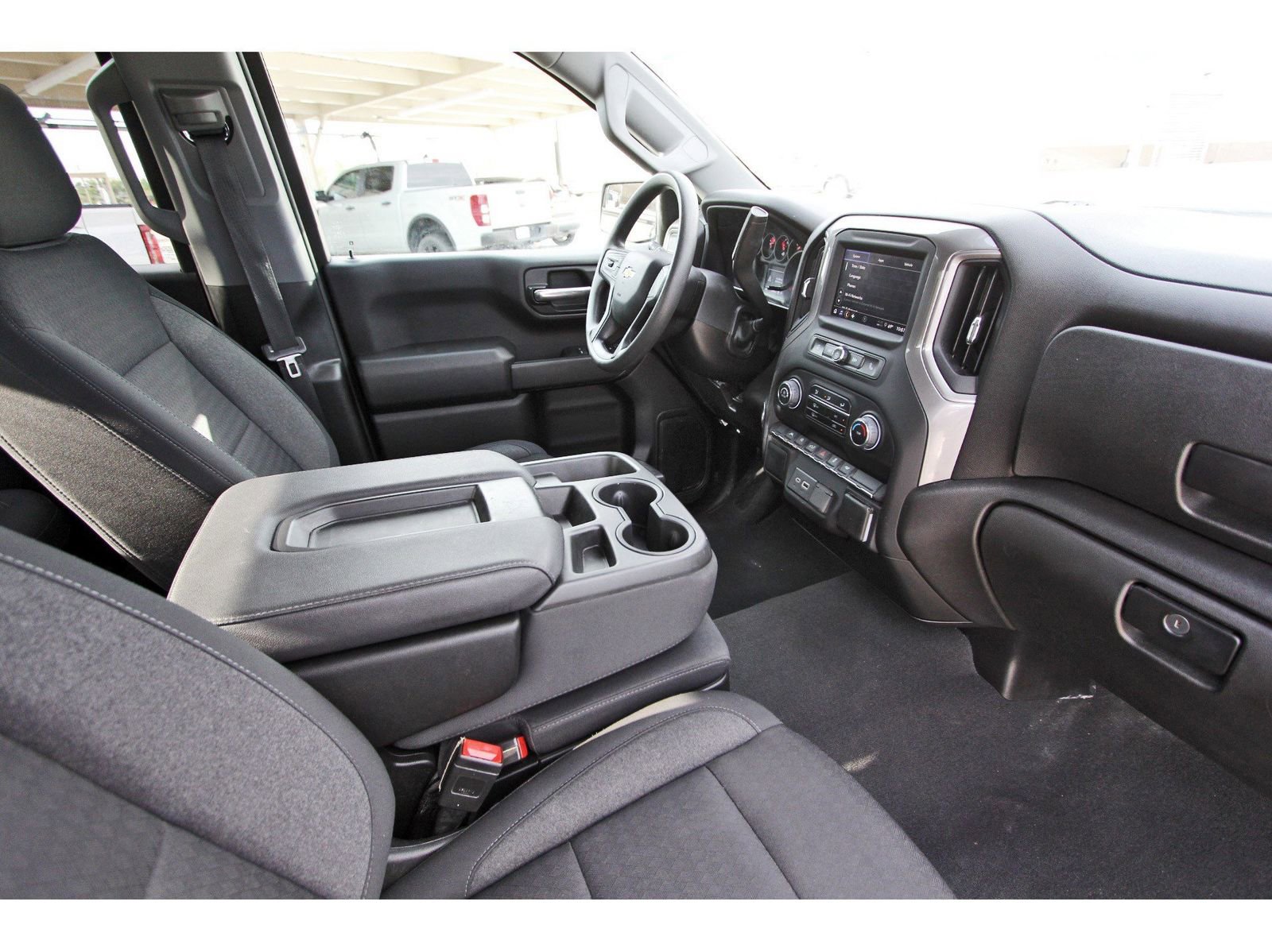 Used 2024 Chevrolet Silverado 1500 Custom image 28