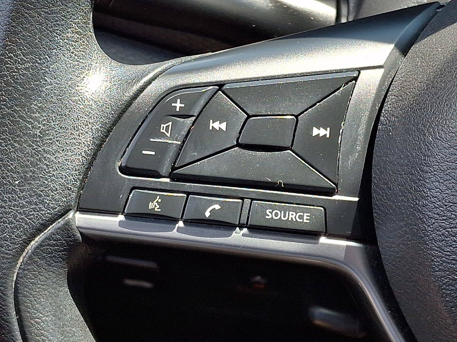 Used 2019 Nissan Kicks S FWD image 23