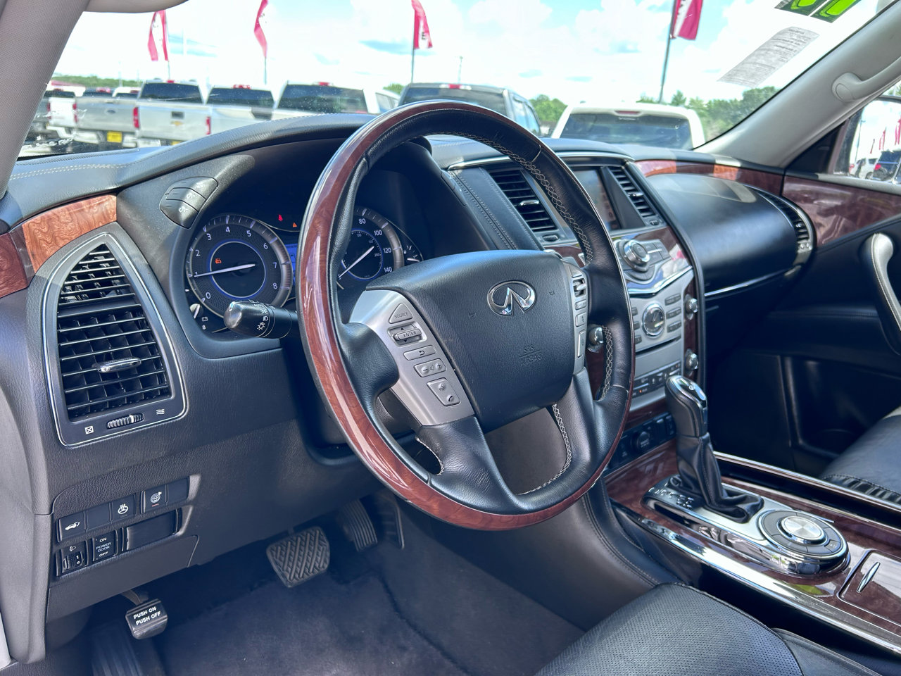 Used 2019 INFINITI QX80 Luxe w/ Proassist Package image 6